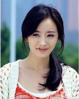 盘点长的像明星网红的女,盘点那些长得像网红的校花女神