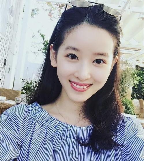 爆料网吃瓜精神小妹视频,揭秘幕后真相
