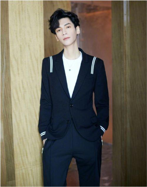 吃瓜爆料罗云熙