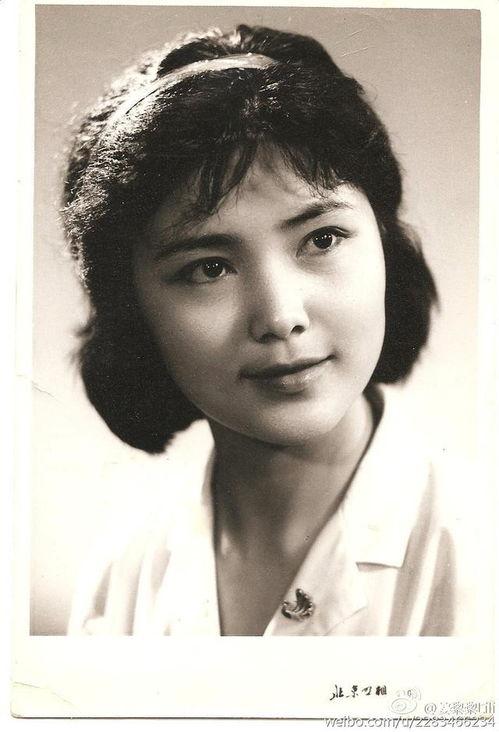 白头明星网红,揭秘明星网红的蜕变之路