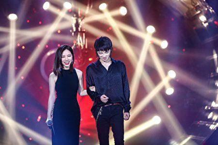 红领巾吃瓜爆料官网,揭秘娱乐圈幕后真相