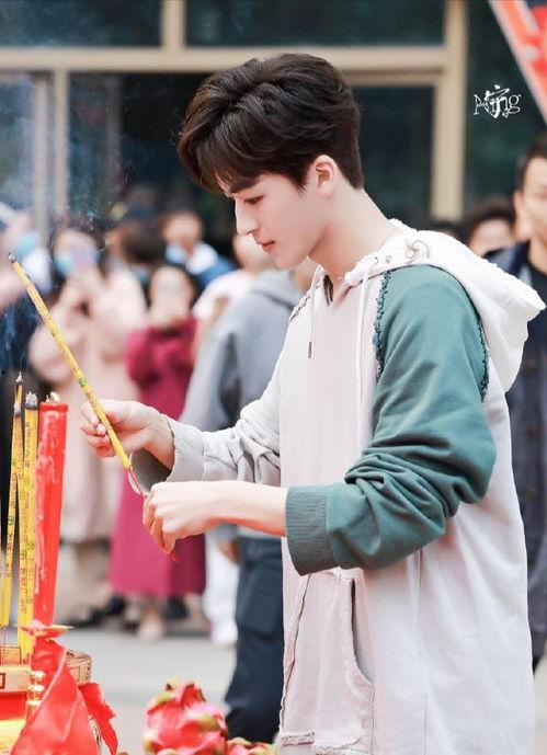 吃瓜爆料姚晨视频,吃瓜群众揭秘娱乐圈幕后真相